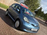 Used Toyota Aygo 67 HP (49 kW) 2008 Blue Hatchback
