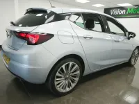 Used Vauxhall Astra SRi 122 HP (89 kW) 2019 Silver Hatchback