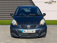Usado Toyota Aygo 2009 Cinzento Citadino