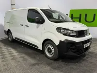 Usado Vauxhall Vivaro 2024 Branco Monovolume