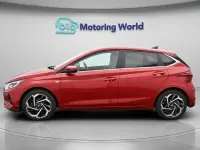 Used Hyundai i20 Premium 100 HP (73 kW) 2022 Red Hatchback