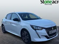 Used Peugeot 208 Active+ 75 HP (55 kW) 2023 White Hatchback