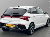 Used Hyundai i20 Premium 100 HP (73 kW) 2025 White Hatchback