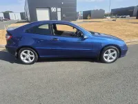 Used Mercedes C220 SE 147 HP (108 kW) 2006 Blue Coupe