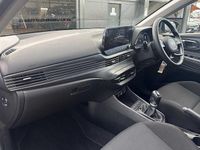 Used Hyundai i20 Premium 101 HP (74 kW) 2025 Blue Hatchback
