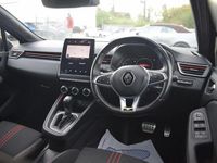 Used Renault Clio V RS Line 140 HP (102 kW) 2022 Black Hatchback