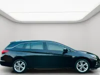 Used Vauxhall Astra SRi 150 HP (110 kW) 2017 Black Estate