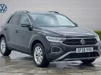 Usado VW T-Roc 150 HP (110 kW) 2025 SUV