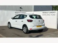 Używany Dacia Sandero Essentiel 2021 Biały Hatchback