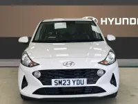 Used Hyundai i10 SE 84 HP (61 kW) 2023 White Hatchback