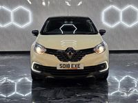 Used Renault Captur Play 2018 Cream/black SUV