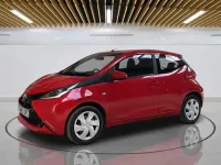 Used Toyota Aygo X-play 68 HP (50 kW) 2018 Red Hatchback