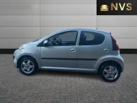 Used Peugeot 107 Allure 68 HP (50 kW) 2013 Silver Hatchback
