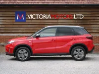 Używany Suzuki Vitara SZ-T 116 KM (85 kW) 2022 Czerwony SUV