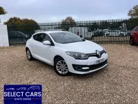 Usado Renault Mégane Coupé Dynamique 110 HP (80 kW) 2015 Branco Coupé