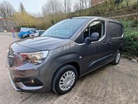 Second-hand Vauxhall Combo Sportive 100 CP (73 kW) 2020 Gri Monovolum