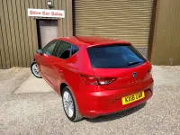 Used Seat Leon SE Dynamic 2018 Red Hatchback