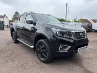 Używany Nissan Navara Tekna 2020 Czarny Pickup
