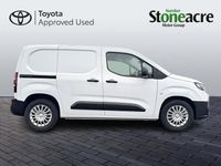 Used Toyota Proace 50 kW (68 HP) 2024 White MPV
