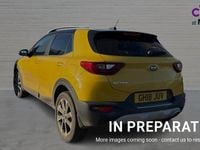 Used Kia Stonic First Edition 118 HP (86 kW) 2018 Yellow SUV