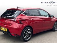 Używany Hyundai i20 Premium 99 KM (72 kW) 2023 Czerwony Hatchback