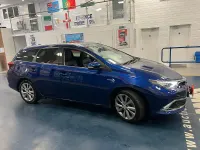 Used Toyota Auris Hybrid 136 HP (100 kW) 2018 Blue Estate