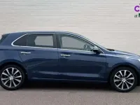 Used Hyundai i30 Premium SE 140 HP (102 kW) 2017 Blue Hatchback