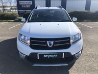 Used Dacia Sandero Lauréate 89 HP (65 kW) 2016 White