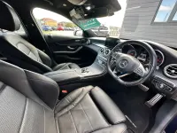 Begagnad Mercedes C220 AMG line 2018 Blå Kombi