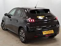 Used Peugeot 208 Allure+ 100 HP (73 kW) 2023 Black Hatchback