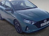 Used Hyundai i20 SE 100 HP (73 kW) 2023 Metallic green Hatchback