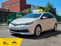 Used Toyota Auris Hybrid 2016 White Hatchback