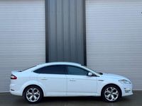 Used Ford Mondeo Titanium 163 HP (119 kW) 2012 White Hatchback
