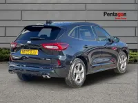 Usado Ford Kuga ST-Line 183 HP (134 kW) 2025 Preto SUV