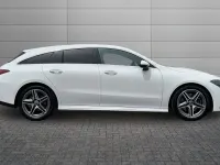 Used Mercedes CLA200 Executive 175 HP (128 kW) 2024 Polar white Estate