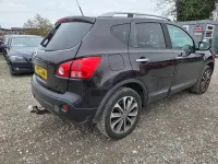Używany Nissan Qashqai N-TEC 141 KM (103 kW) 2009 Czarny SUV