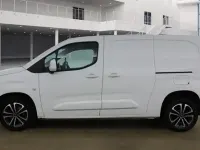 Used Citroën Berlingo Start 130 HP (95 kW) 2019 White MPV
