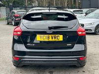 Second-hand Ford Focus ST-Line X 140 CP (102 kW) 2018 Negru Hatchback