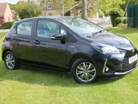 Używany Toyota Yaris Hybrid 2017 Czarny Hatchback