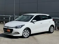 Używany Hyundai i20 84 KM (61 kW) 2017 Biały Hatchback