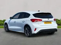 Used Ford Focus ST-Line 85 HP (62 kW) 2021 White Hatchback