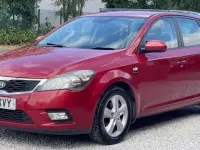 Used Kia Ceed 113 HP (83 kW) 2012 Red Hatchback