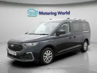 Usado Ford Tourneo Titanium 122 CV (89 kW) 2026 Familiar