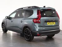 Used Dacia Jogger Extreme 141 HP (103 kW) 2024 Green MPV