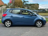 Used Kia Venga 90 HP (66 kW) 2013 Blue Hatchback