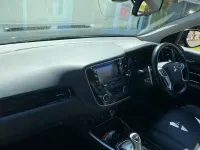 Usado Mitsubishi Outlander P-HEV 203 HP (149 kW) 2017 Preto Carrinha
