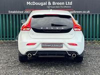 Used Volvo V40 R-Design 122 HP (89 kW) 2019 White Hatchback