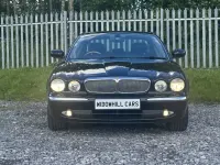 Used Jaguar XJ SE 2004 Black Sedan