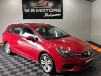 Used Vauxhall Astra Business Edition 130 HP (95 kW) 2021 Red Estate