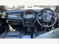 Used Mini Cooper Exclusive 136 HP (100 kW) 2024 Silver Hatchback